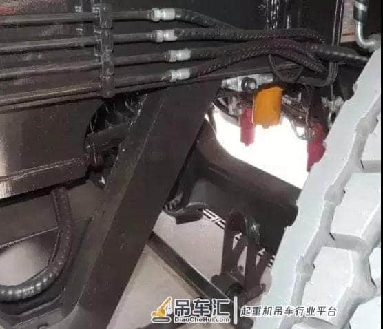 工程兵器库|三一最霸道全地面起重机——“SAC6000”
