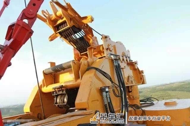 工程兵器库|三一最霸道全地面起重机——“SAC6000”