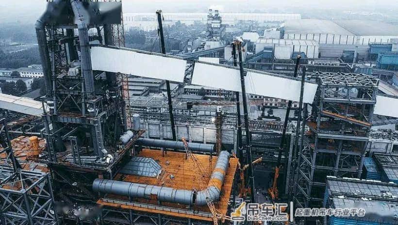 “5车协力 精准对接”徐工大吨位起重机联吊助力澳森钢铁高炉上料通廊建设