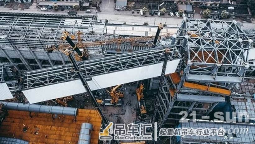 徐工大吨位起重机联吊助力澳森钢铁高炉上料通廊建设