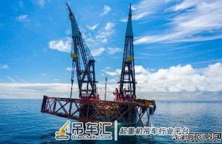 8100吨!全球最大半潜式起重船再创新纪录