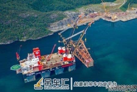 8100吨!全球最大半潜式起重船再创新纪录
