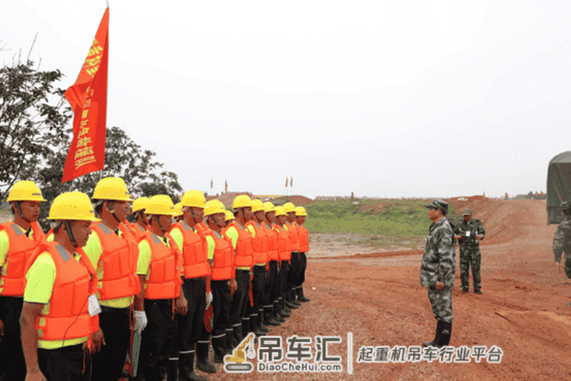 战波斗浪!中联重科高端装备“湘江点兵”