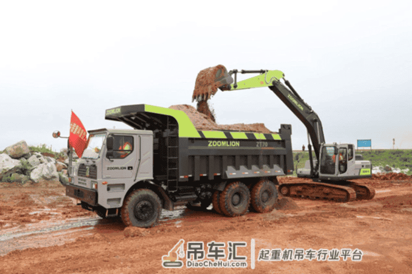战波斗浪!中联重科高端装备“湘江点兵”