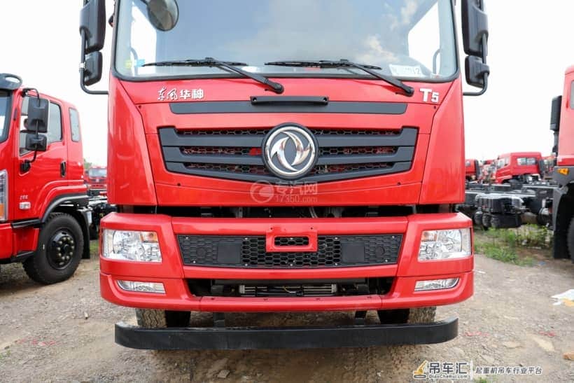 国六折臂吊——东风华神T5前四后八国六12吨折臂随车吊