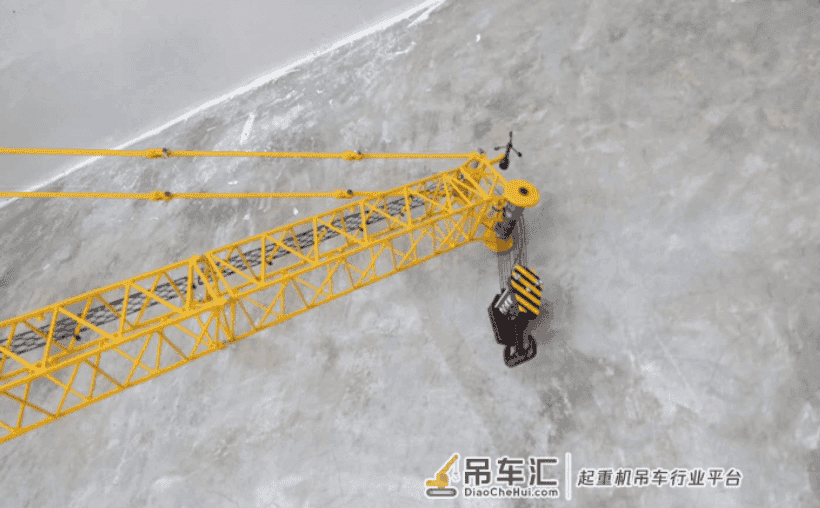 民间牛人自制“500吨吊车”,这水平如何?