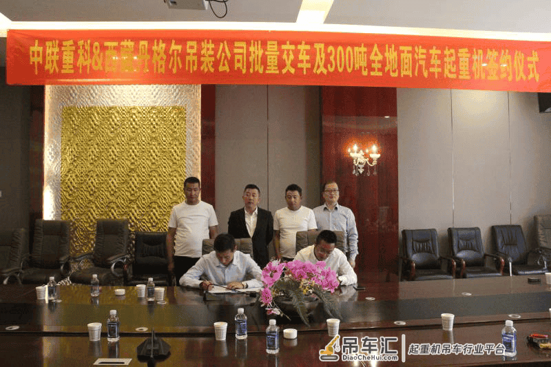 中联重科客户故事丨站在世界屋脊的90后吊装“后浪”