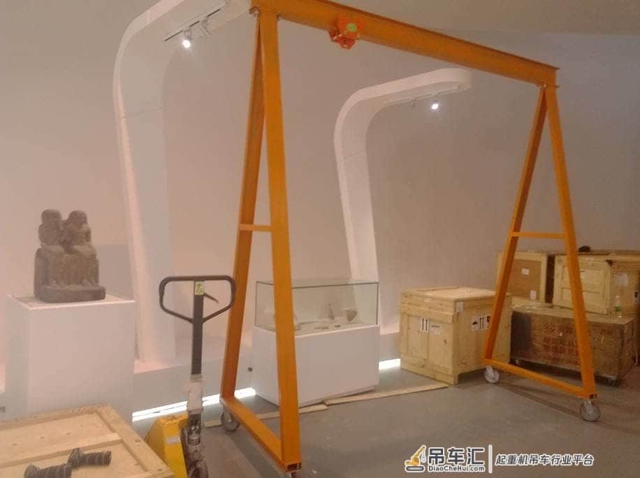轻型龙门吊架_小型龙门吊车_移动龙门吊机规格型号
