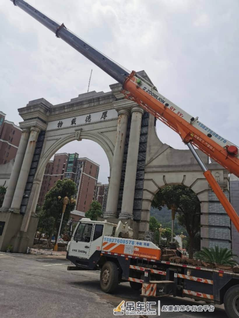 武汉吊车租赁航海学院吊装