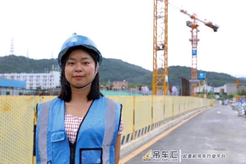 每天爬55米塔吊往返3次，深圳九零后女塔吊司机咋干上这一行？