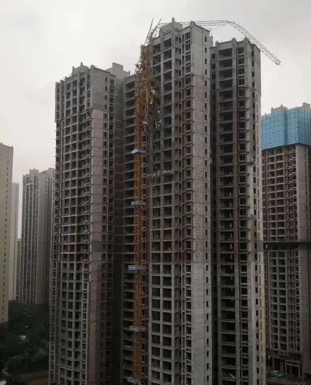 一个月三起塔吊事故!工程建设中如何做好预防呢?