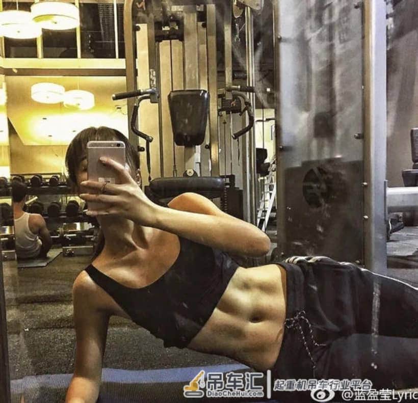 拼命三娘蓝盈莹是人设?从吊车尾到中戏第一,废柴真羡慕这种狼性
