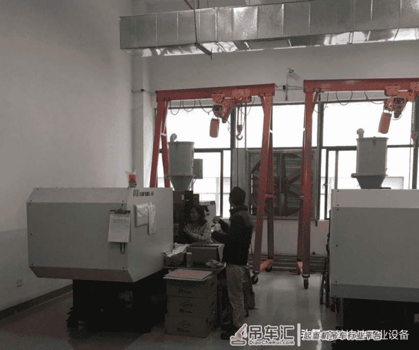 移动式龙门吊架可配合不同客户使用要求