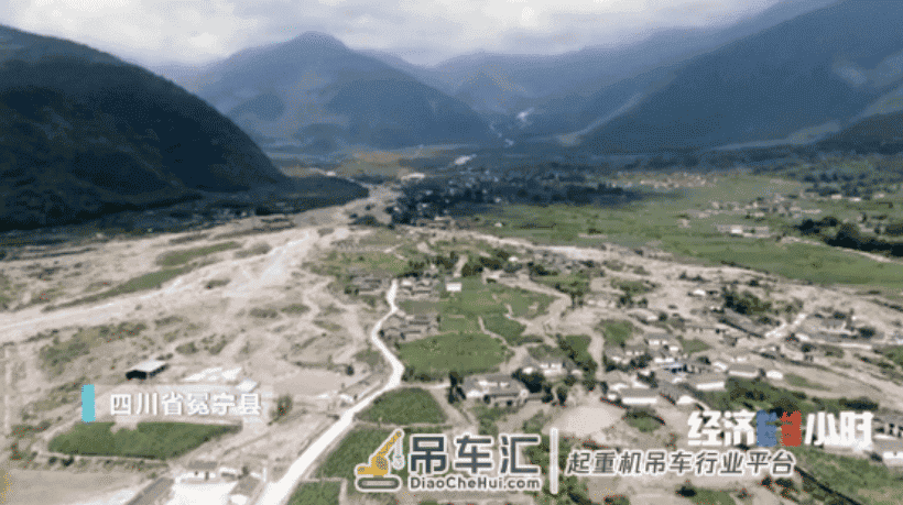 四川冕宁暴雨引发山洪!无人机、大吊车上阵!一场应急救援的生死较量→