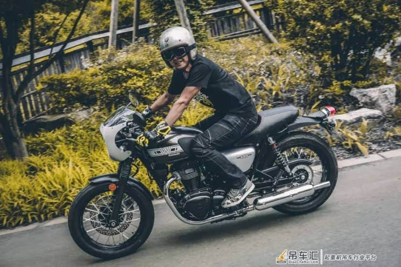 性能吊车尾却要卖十万!这款川崎有点狂!