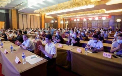 预售额破亿！徐工履带起重机 河南订货会斩获大批量订单