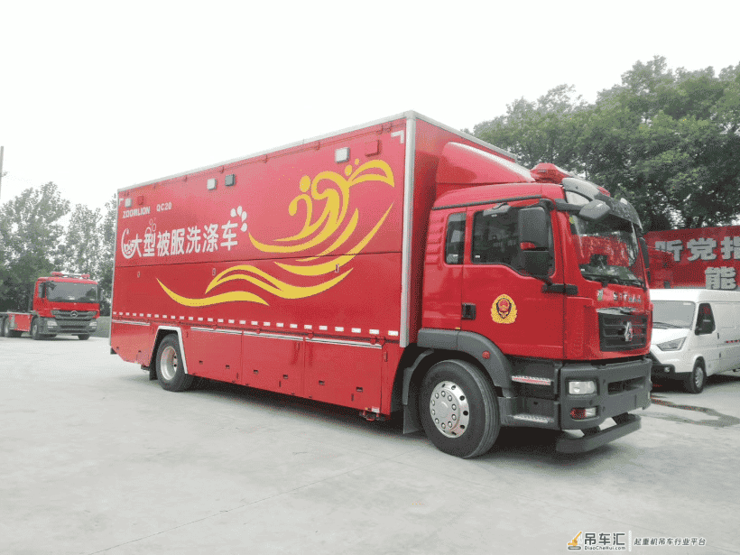 后勤装备暖心驰援!中联重科被服洗涤车深入江西抗洪一线