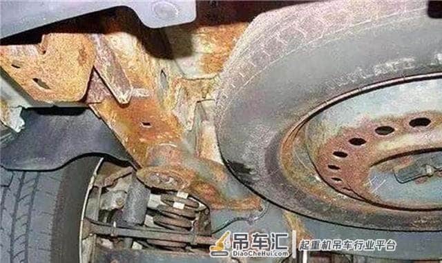 自己能把自己吊起来,吉利豪越是怎么做到的?