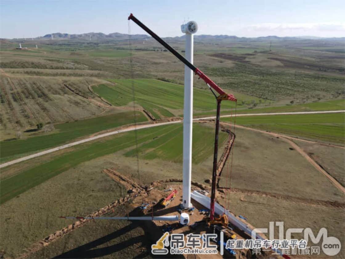 三一SSC1020T起重机助力青海-河南特高压“电力天路”