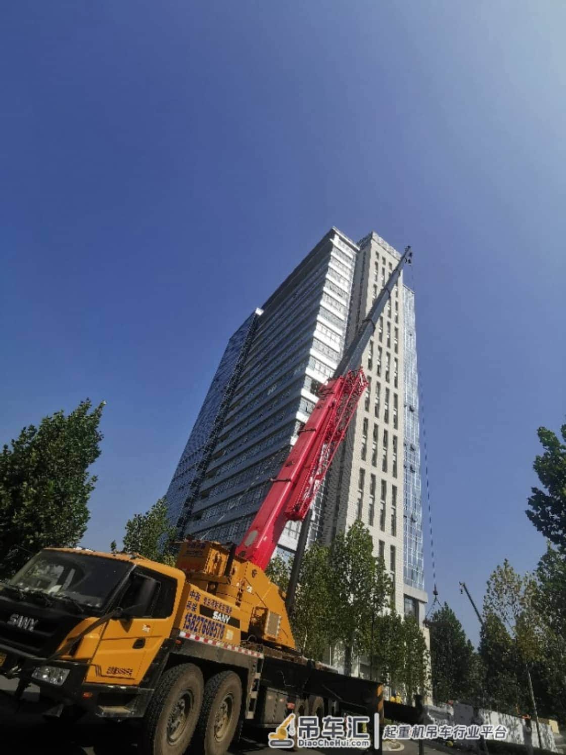 武汉吊车出租起重吊装案例展示实录