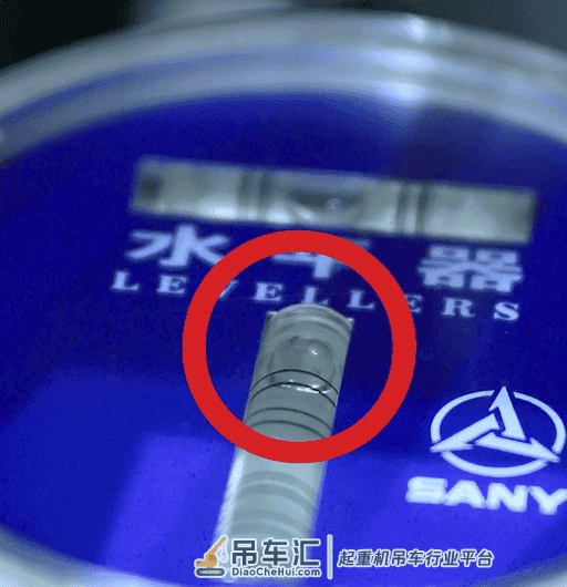工程秘籍|吊车支腿打不平?这里有处理秘诀