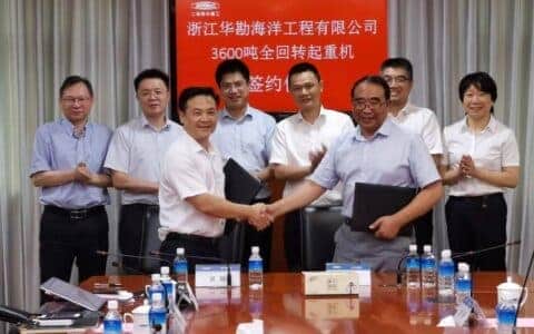 振华重工签订3600吨全回转起重机项目合同
