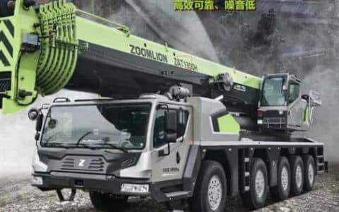 中联最新款130吨吊车，8节臂长达85米 厂家是要冲天啊