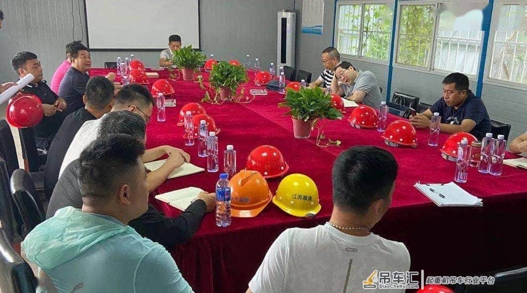 省住建厅对怀远县五金大市场项目进行起重机械防倾覆专项督查