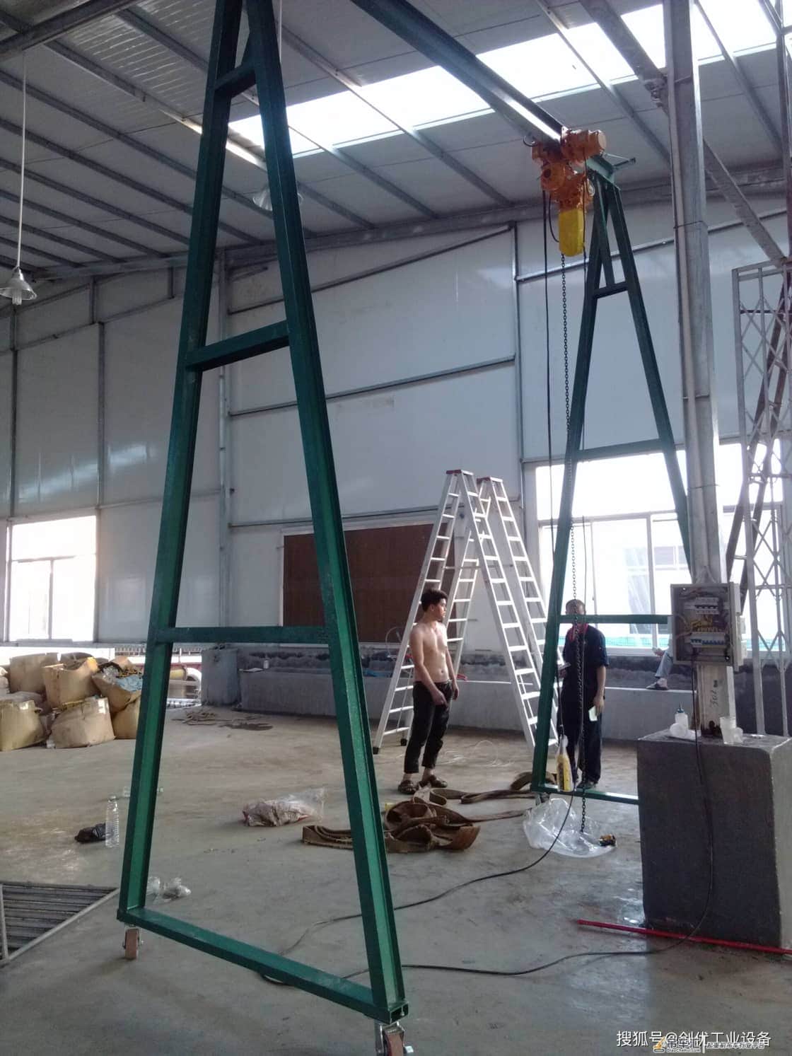 龙门吊定制_小型龙门吊_移动式龙门吊_简易龙门吊