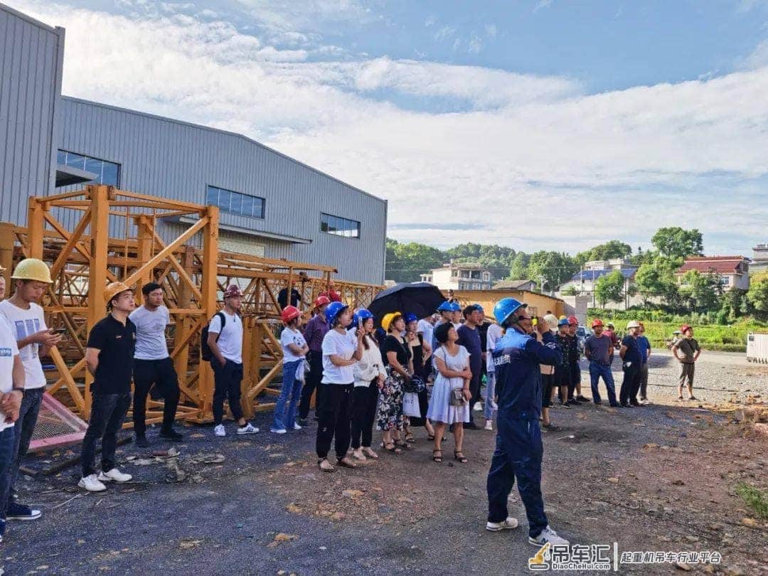 经开区组织开展建筑起重装卸机械操作工技能培训