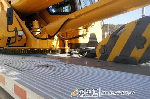 手里全部资金十万,首付30%,选什么吊车?