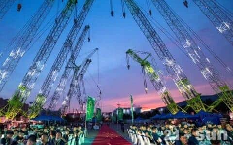 V锋凛凛 王者归来，中联重科V系列中小吨位履带起重机新品发布