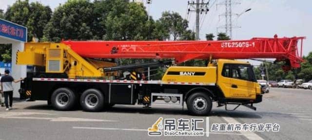 76万购置三一250C5-1吊车!提回来一星期了,还没吊过!性能咋样