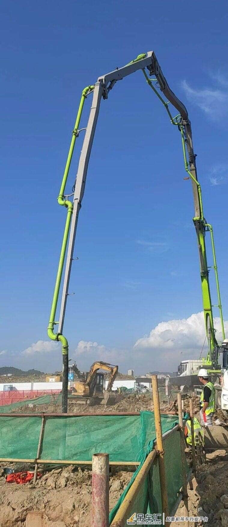 深圳机场“扩容”在即 中联重科小绿奇迹军团助力“深圳速度”