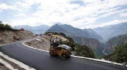 徐工参建!全国最后一个不通公路的村,通了!