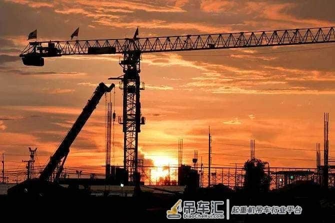 智能塔吊安全监控管理系统 慧筑云智慧工地