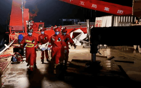 深圳地铁龙门吊倒塌事故死亡人数上升至3人