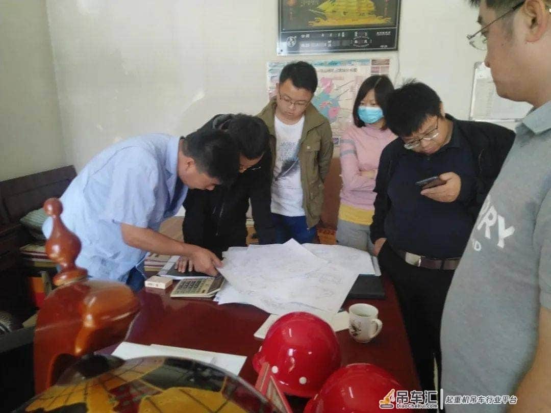 雷萨视点|新产品起重机转台、配重成长记