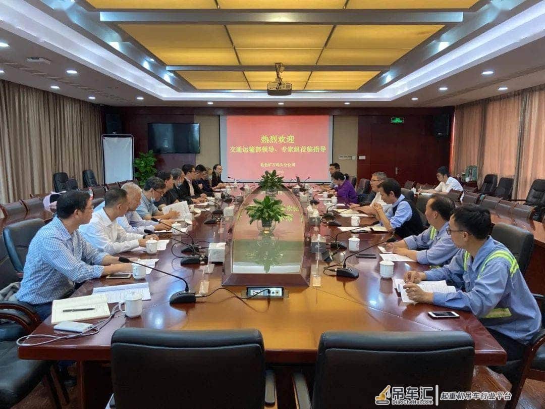 第十二届全国交通运输行业“浙江海港杯”起重装卸机械操作工职业技能大赛全国总决赛场地设备验收工作圆满完成