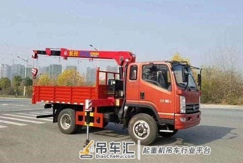 不超重的蓝牌随车吊,凯马凯捷3.5吨长兴随车吊,上牌无忧