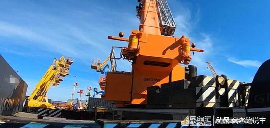 马尼托瓦克起重机集团 格鲁夫GMK6300L全地形起重机