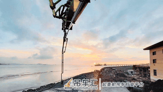 缔造“超级工程”中联重科高效助建舟岱跨海大桥