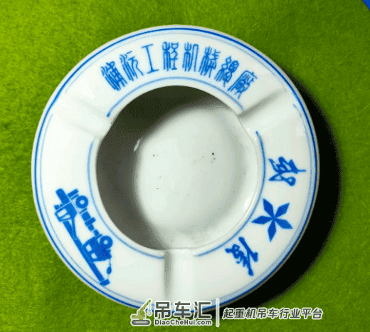 汽车起重机中的四大家族支撑起我国起重机工业早期发展史