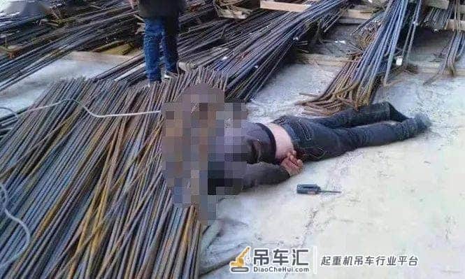 突发！钢丝绳吊钩断裂，吊物坠落，工人当场被砸头部身亡！