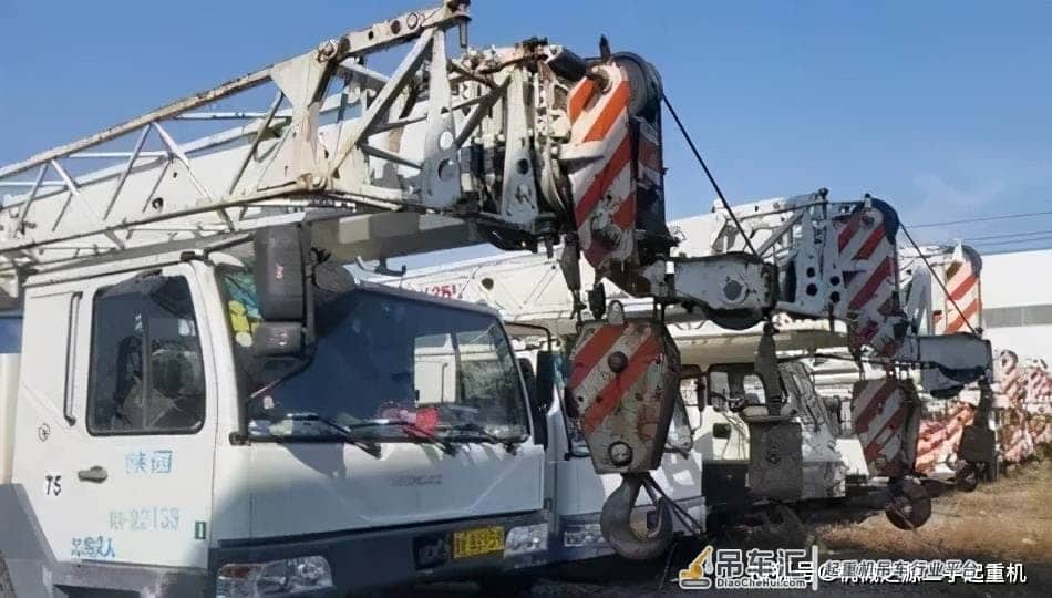 吊车台班费已经跌入谷底,2021年吊装还能干吗?