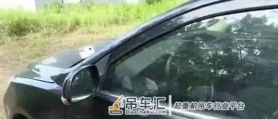 吊车被堵,不赔钱不让走,老板司机血亏啊