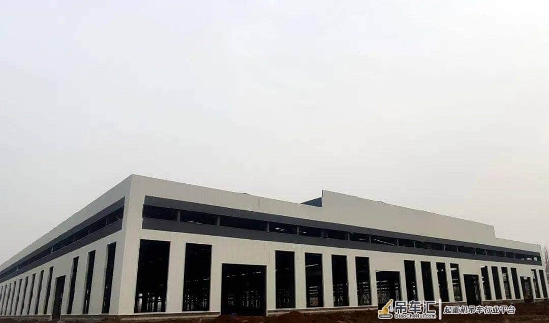 汝阳金属结构厂起重设备全部安装完成