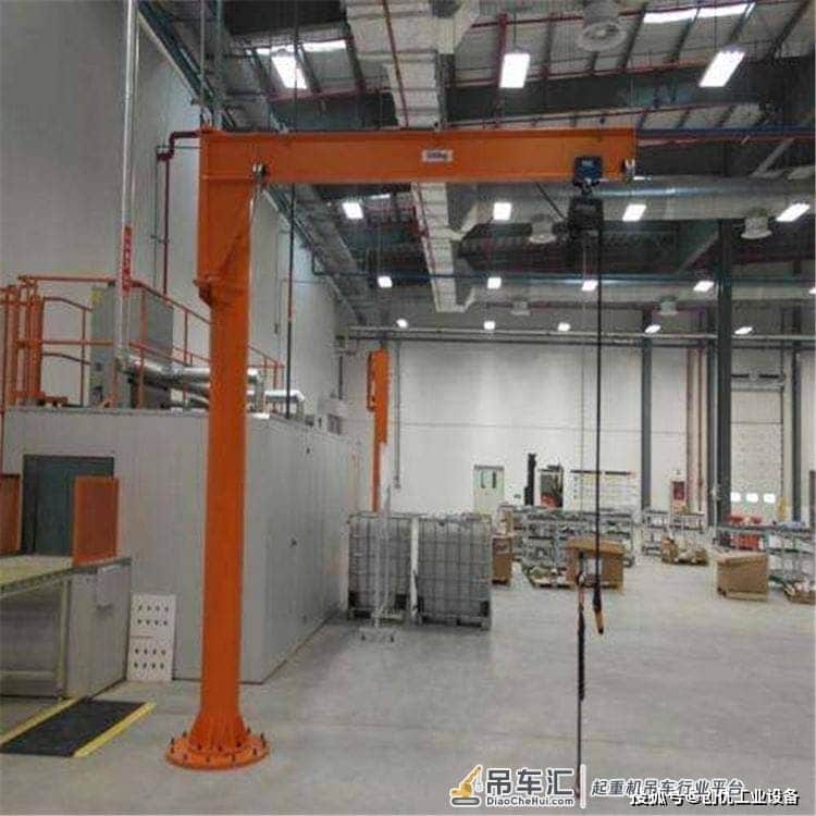 移动式悬臂吊_旋臂吊起重机如何操作