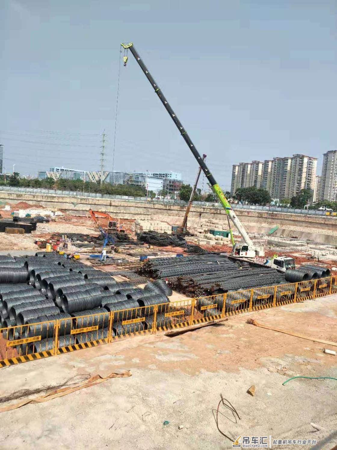 创造奇迹 鑫鑫向荣 记东莞市创鑫吊装服务有限公司总经理高路路