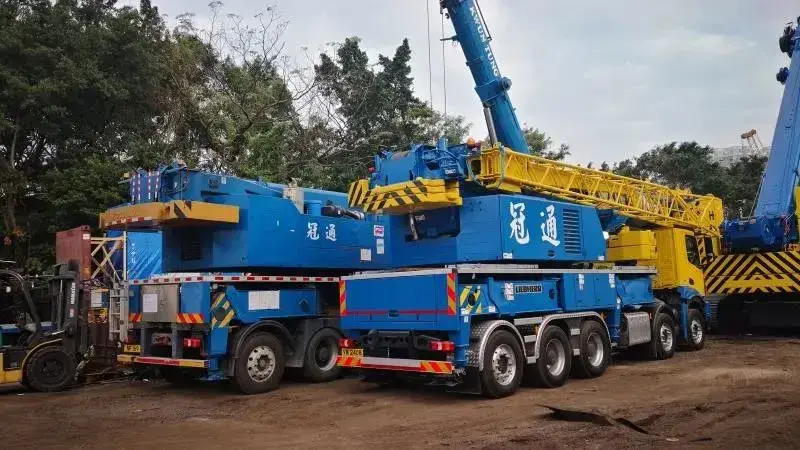 工地惊现中联65吨吊车!奔驰五轴底盘,代号ZTC650